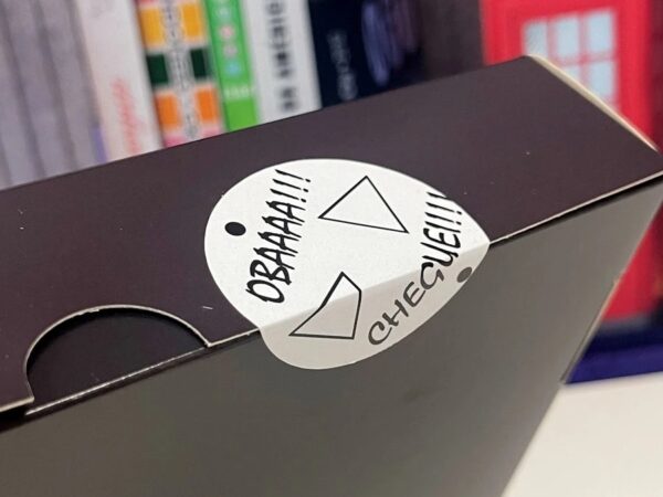 Dominando o Mercado de Personalização: Adesivos e Acessórios