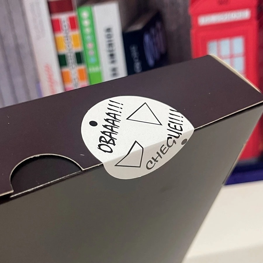 Dominando o Mercado de Personalização: Adesivos e Acessórios